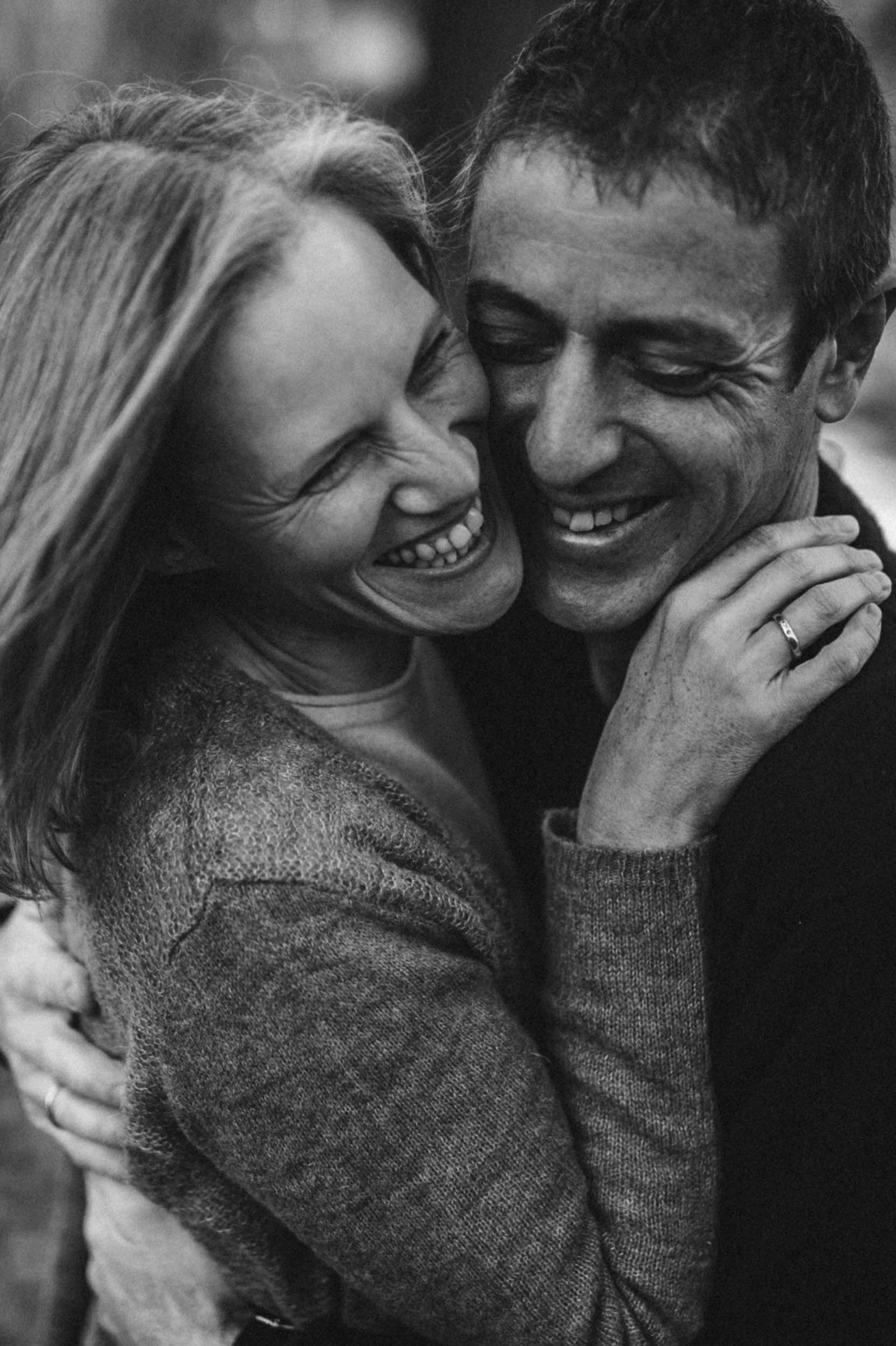 Bild zu Angela & Christoph - Paarshooting in der Wahner Heide