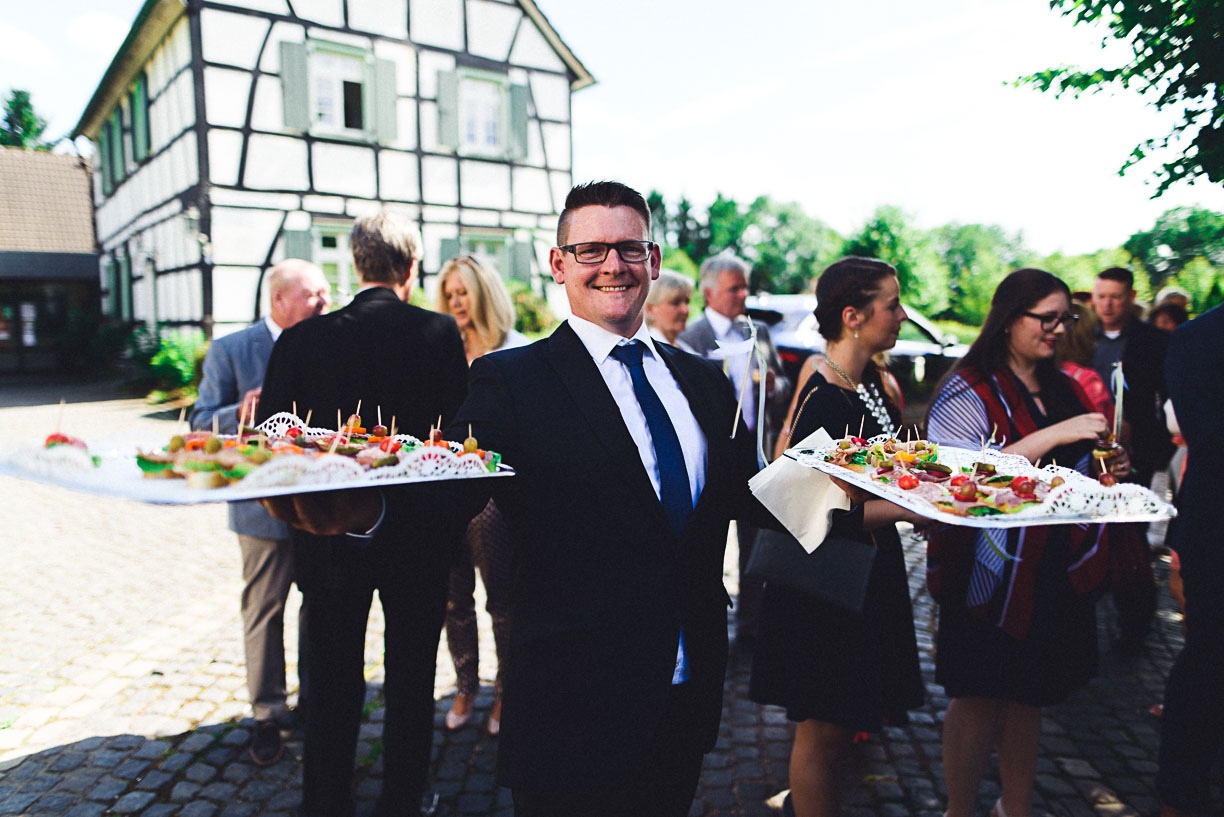 Bild zu Eine Männerhochzeit im Naafshäuschen in Lohmar