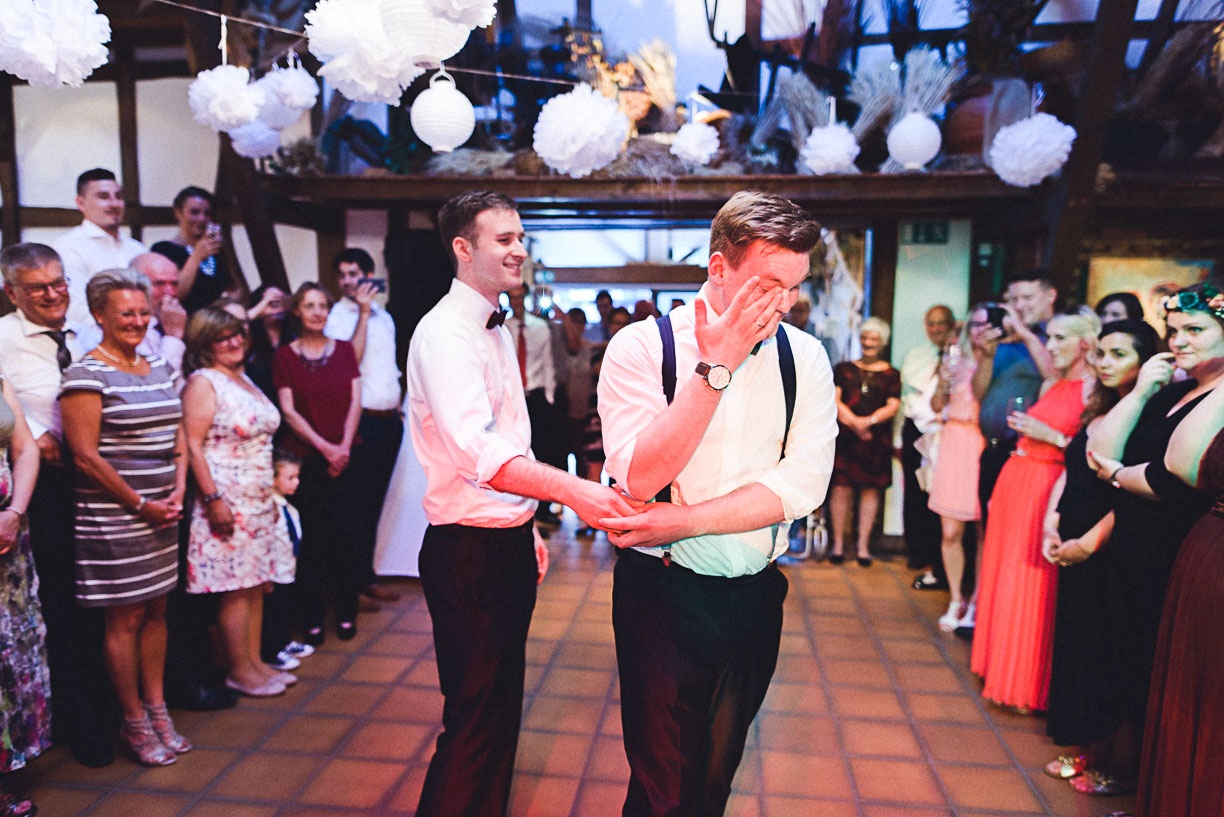 Bild zu Eine Männerhochzeit im Naafshäuschen in Lohmar