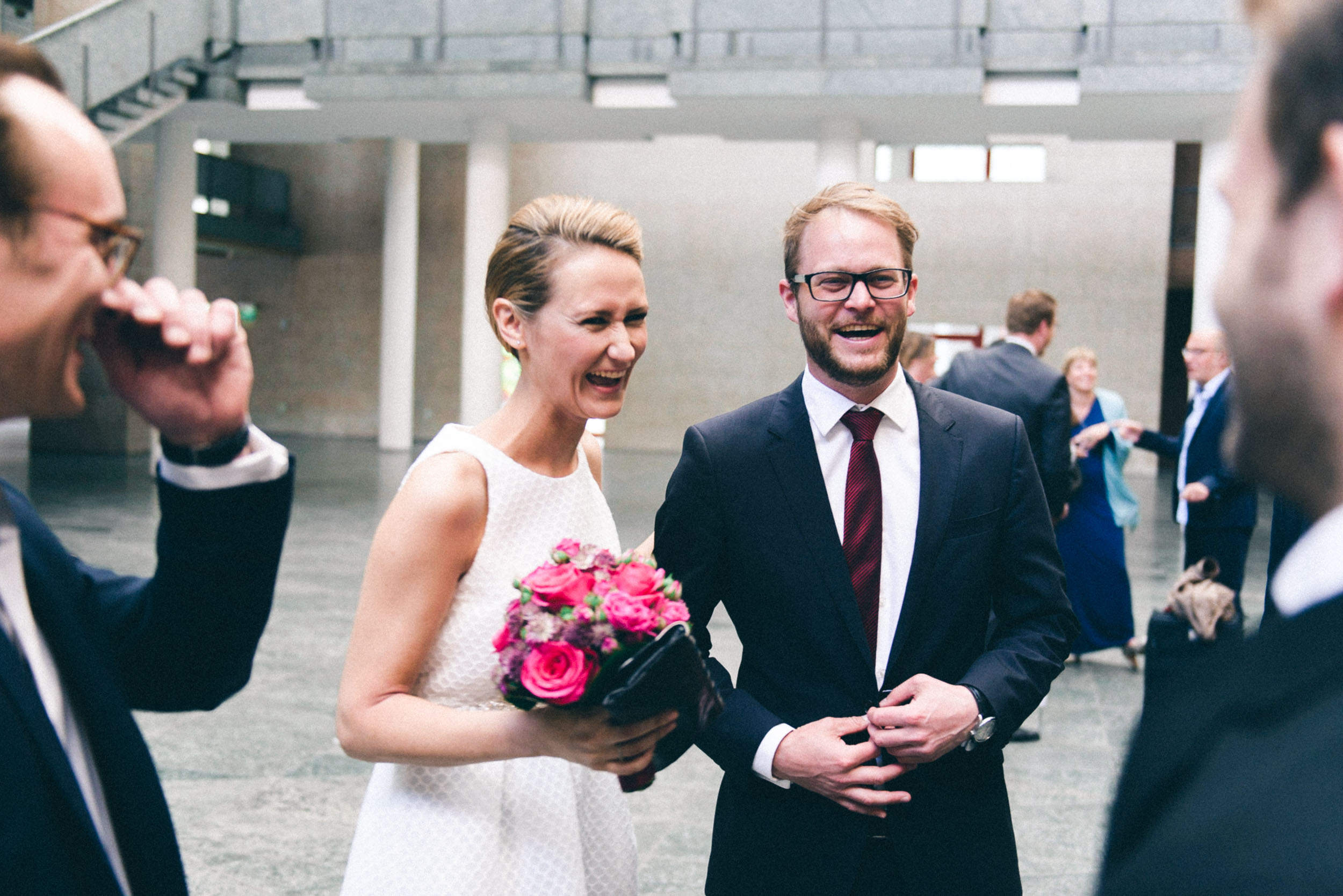 Bild zu Freie Trauung am Kölner Dom