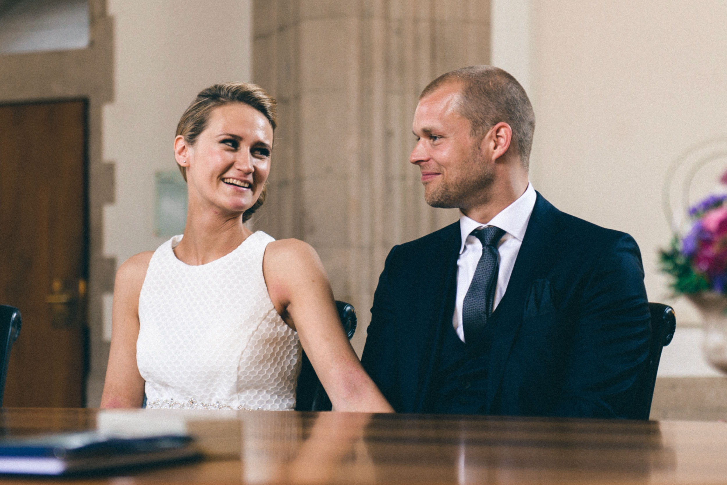 Bild zu Freie Trauung am Kölner Dom