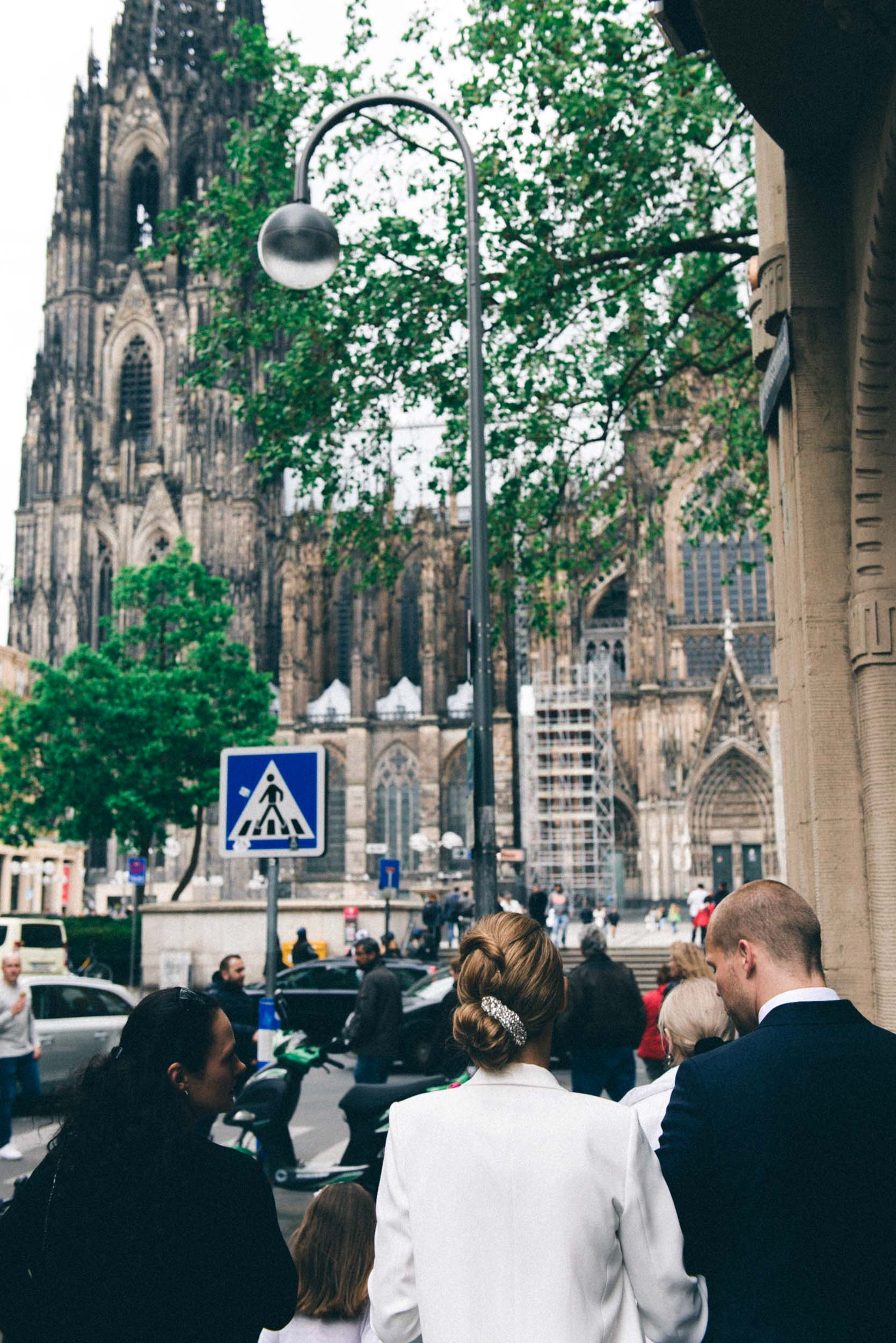 Bild zu Freie Trauung am Kölner Dom
