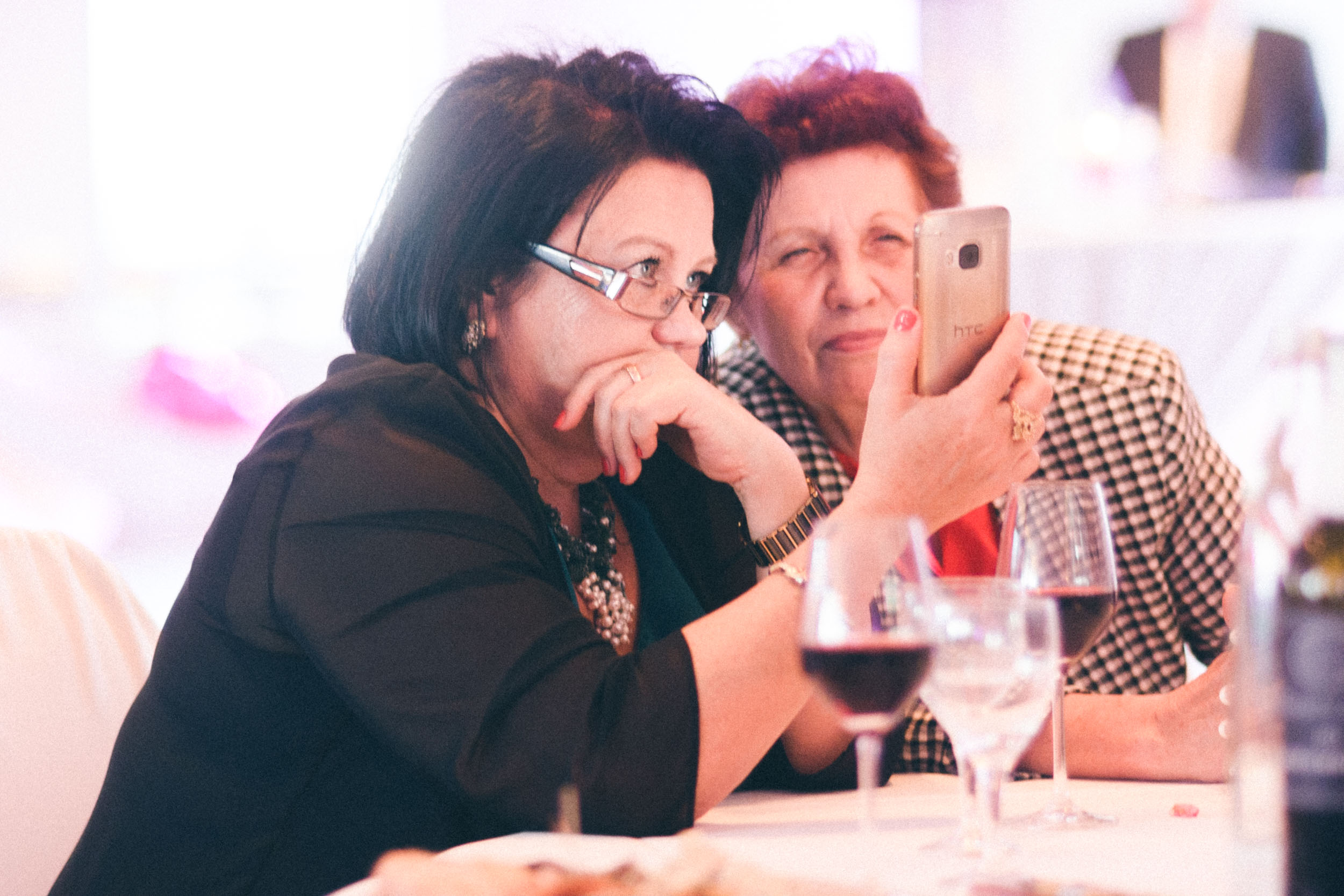 Bild zu Freie Trauung am Kölner Dom