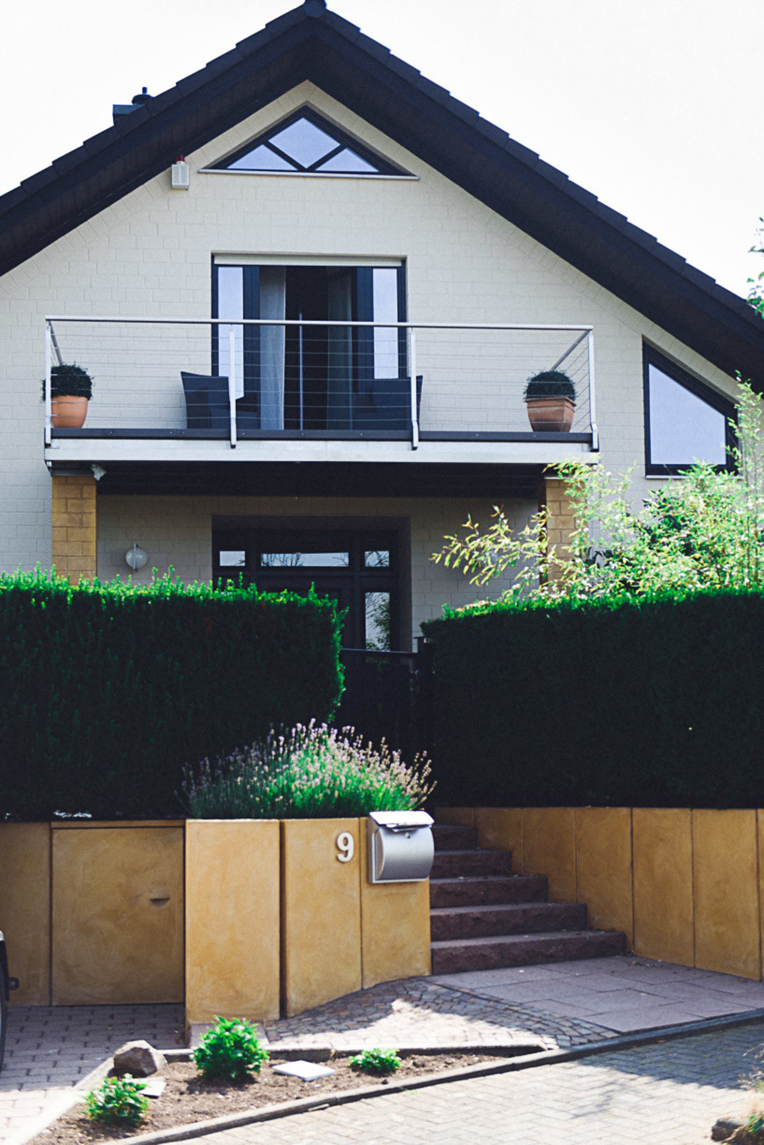 Bild zu Heiraten in der Kreuzbergkirche Bonn und feiern in der Godesburg Bad Godesberg